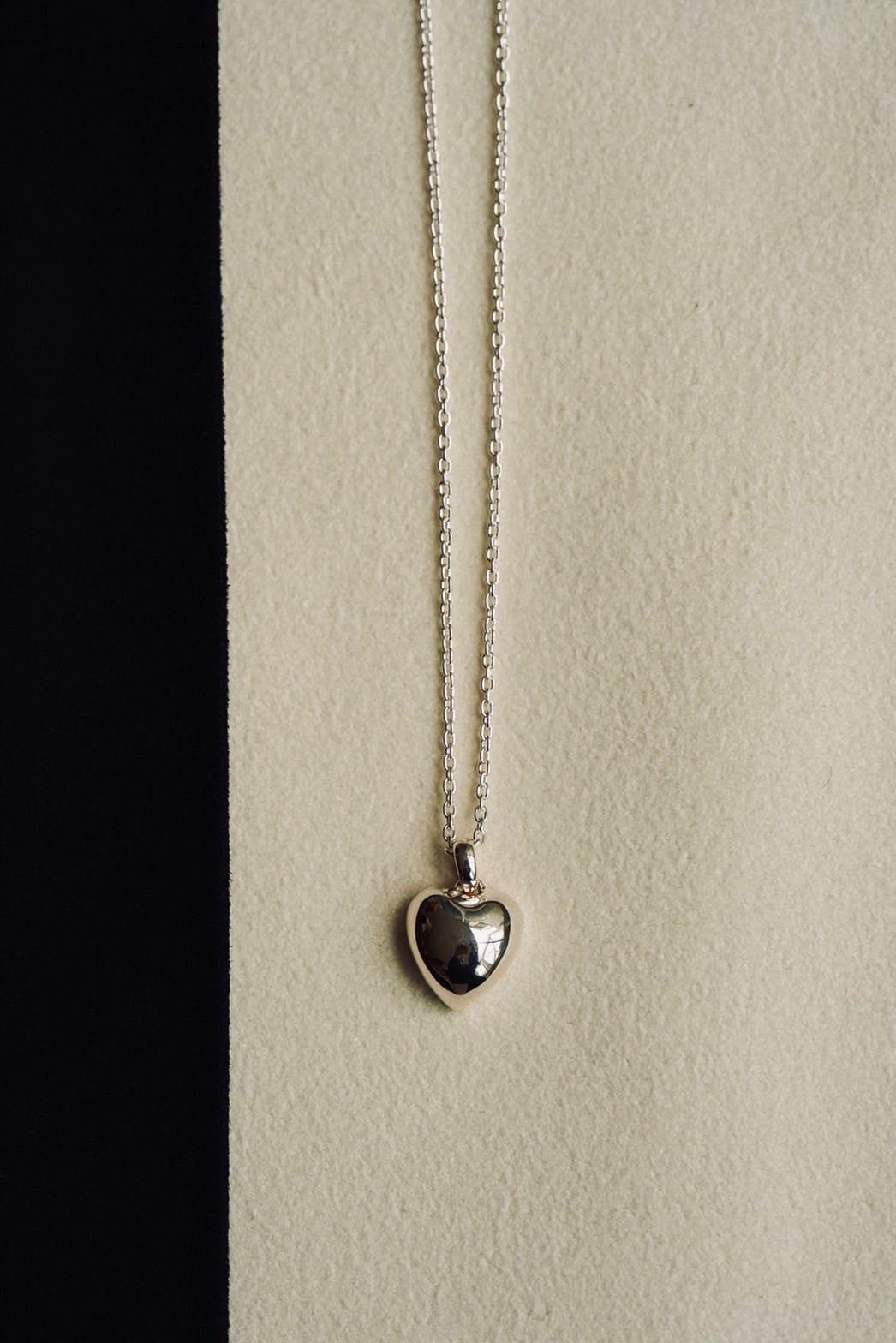 LORO - heart necklace 01 | Studio Doe