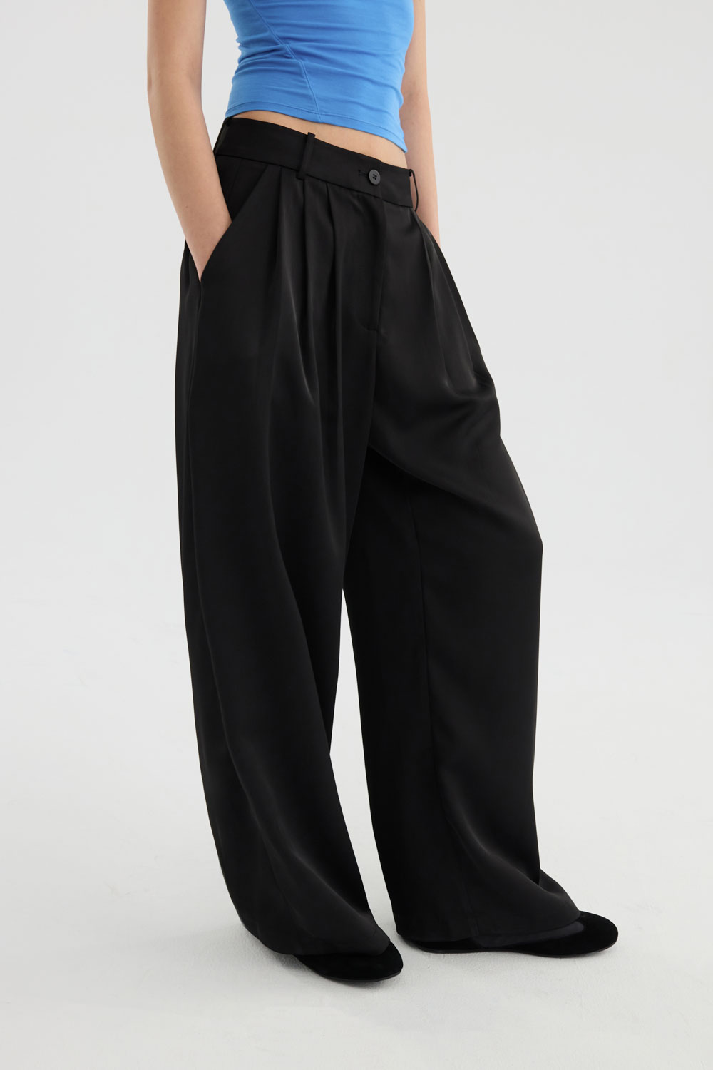 期間限定値下げStudioDoe CocoonCroppedTrousers 期間限定値下げStudioDoe CocoonCroppedTrousers Cotton Cocoon Pants