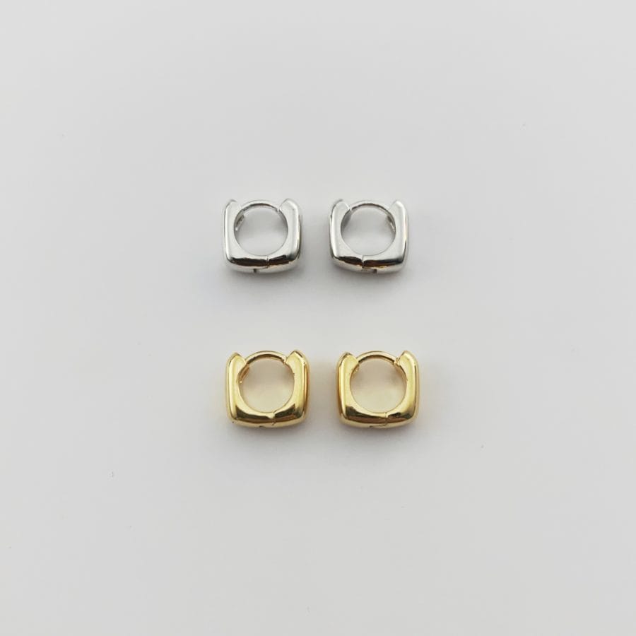 LORO - SQ pierce 01 | Studio Doe