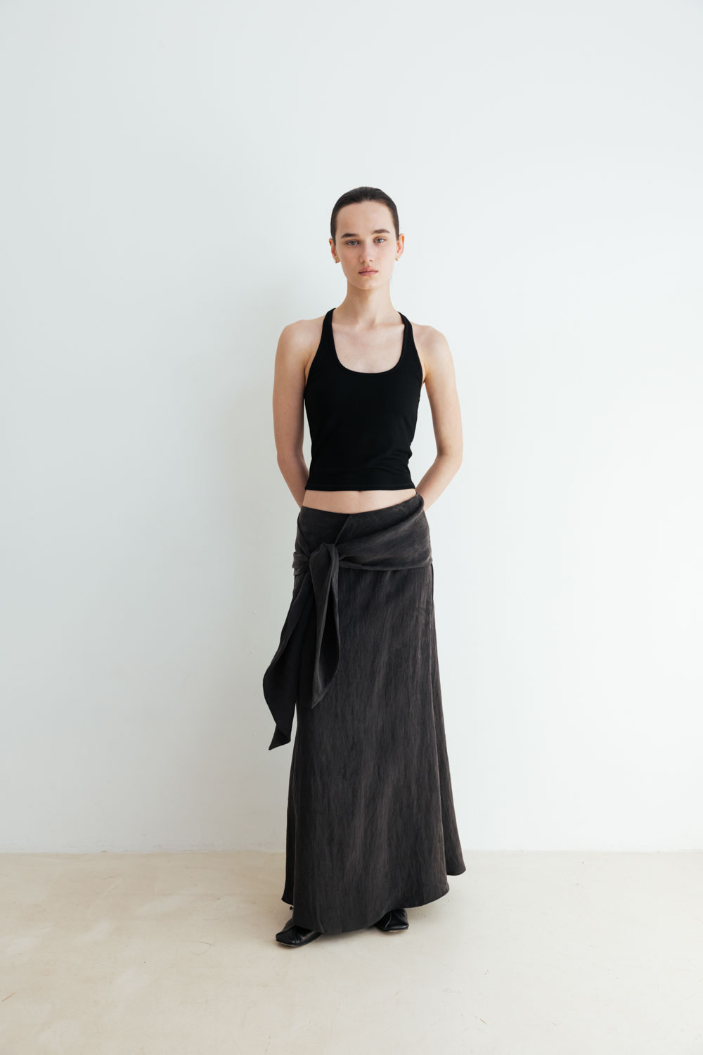 台湾発新作【STUDIO DOE】Peach velvet textured strappy skirt 台湾発新作【STUDIO DOE】Peach velvet textured strappy skirt
