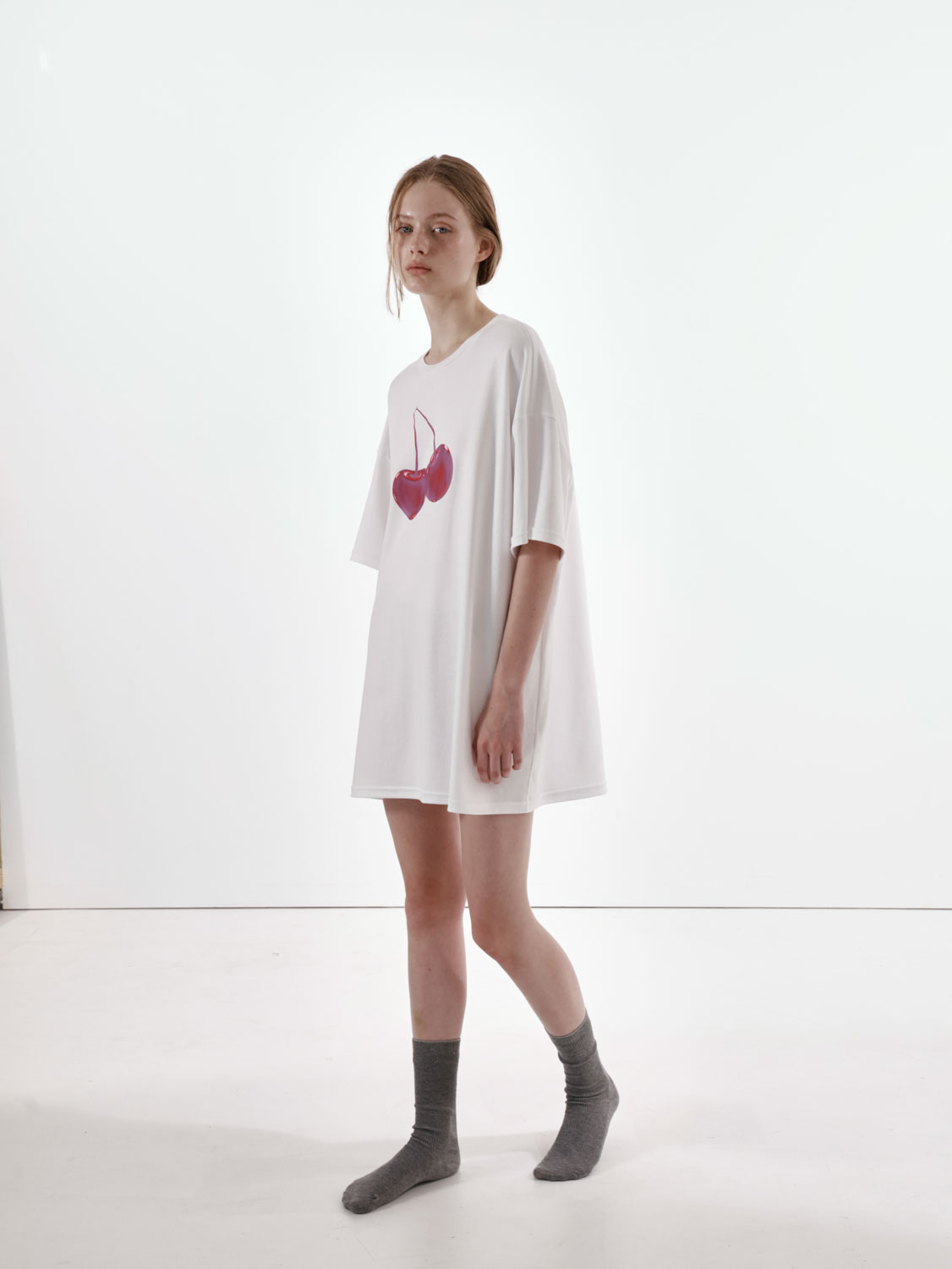 Oversized櫻桃印花Tee | Studio Doe