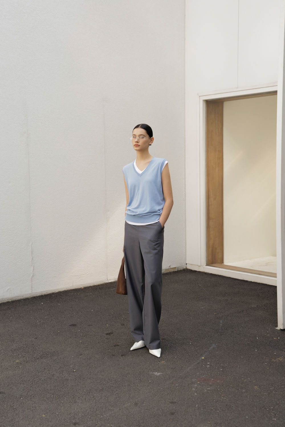 トップス Studio Doe V-neck Tencel Sheer Shirt S/M Studio Doe - V-neck Tencel Tanktop | Studio Doe