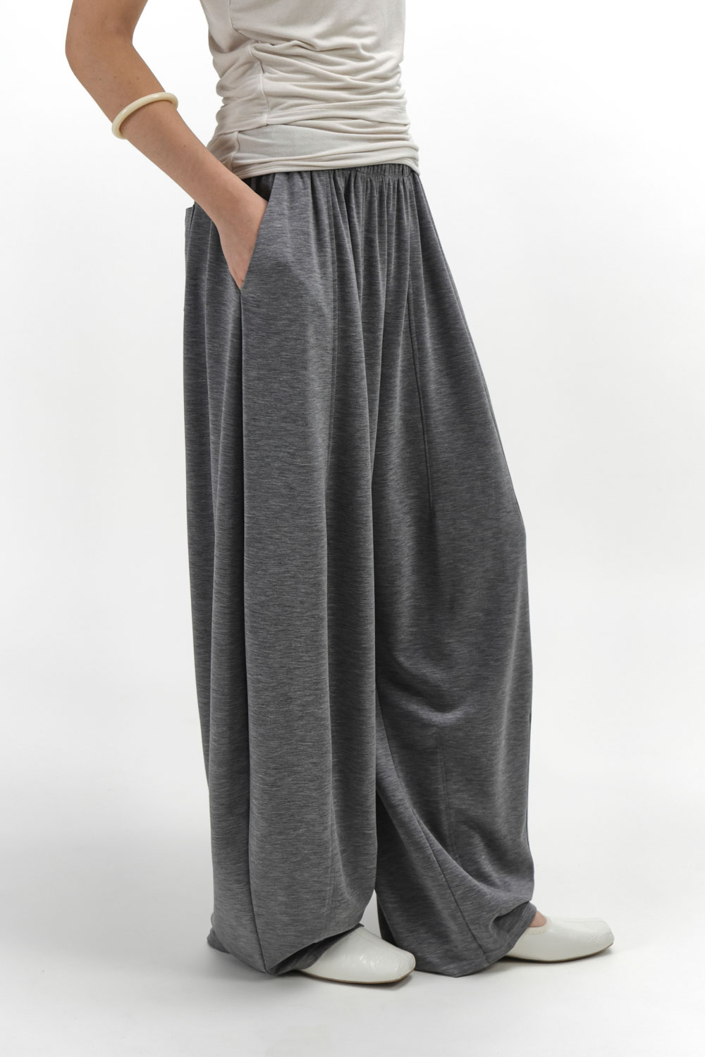Doe：Molly Low Rise Sweatpants | Studio Doe