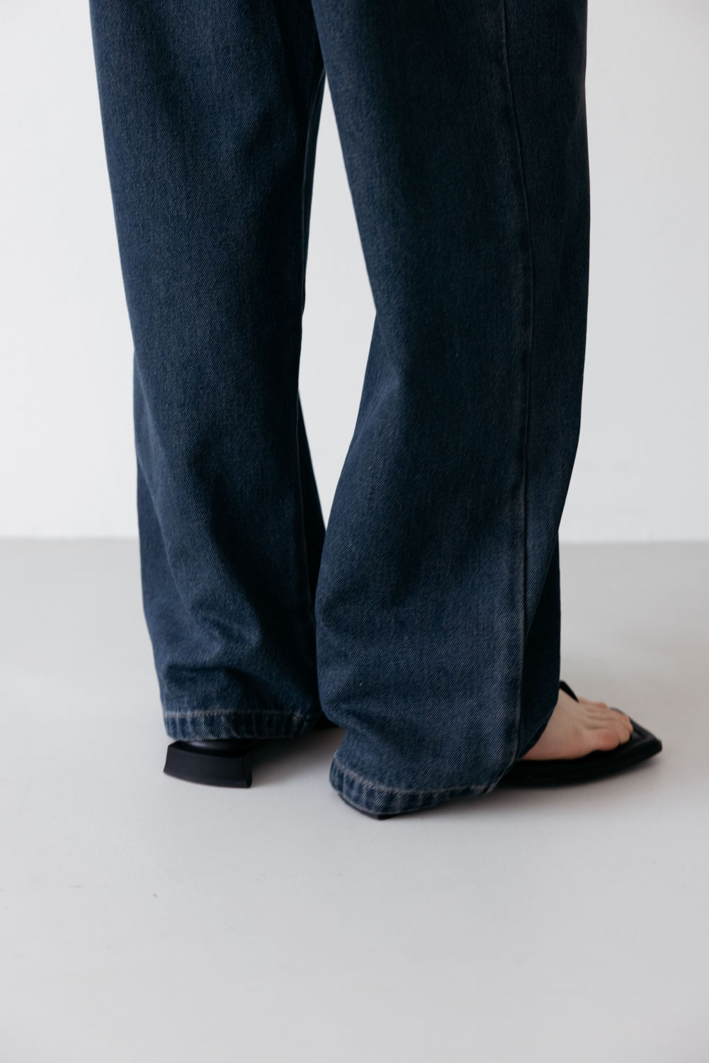 洗舊低襠Baggy Jeans | Studio Doe